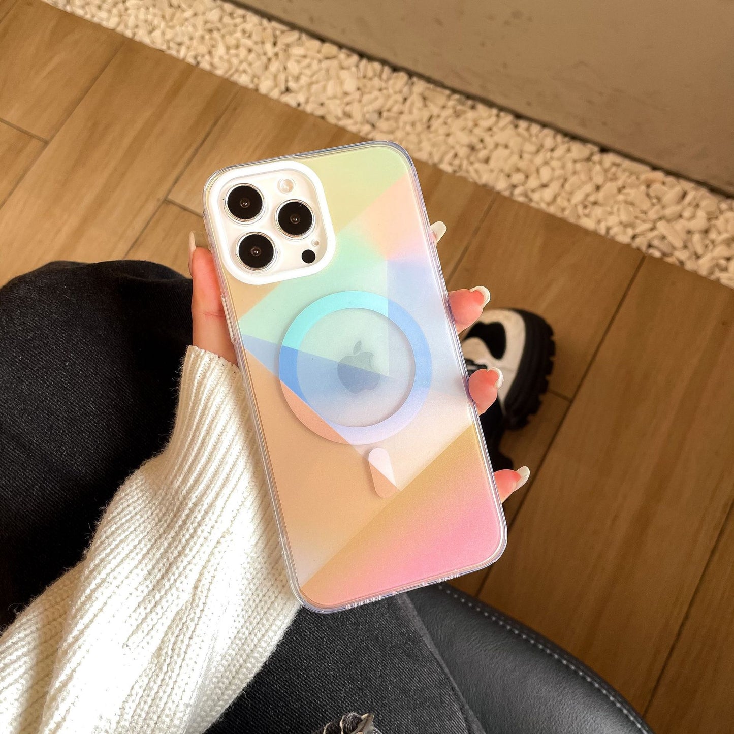 GRADIENT 3 MagSafe iPhone case